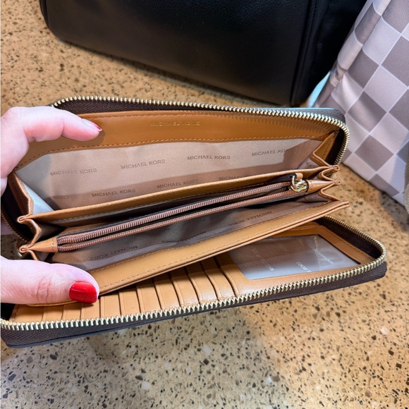 Michael Kors Brown and Gold Wallets with Signature Design - Picture 6 of 7